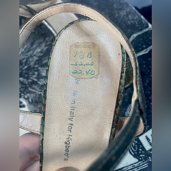 🖤 Vintage 🖤 1980’s 🐍 Higbee’s Green Snakeskin Leather Gold 7 1/2 Strappy 🇮🇹 - Picture 7 of 10